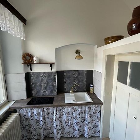 Apartman Sunny Adam Na Zamku Ческа-Каменице Экстерьер фото